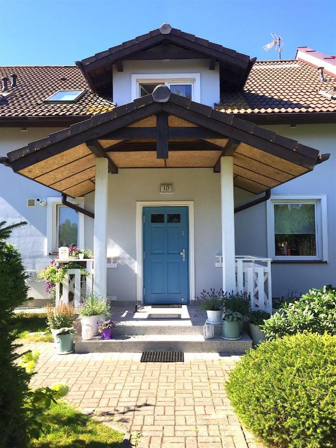 Szary Domek Apartamenty Ustka Exterior foto